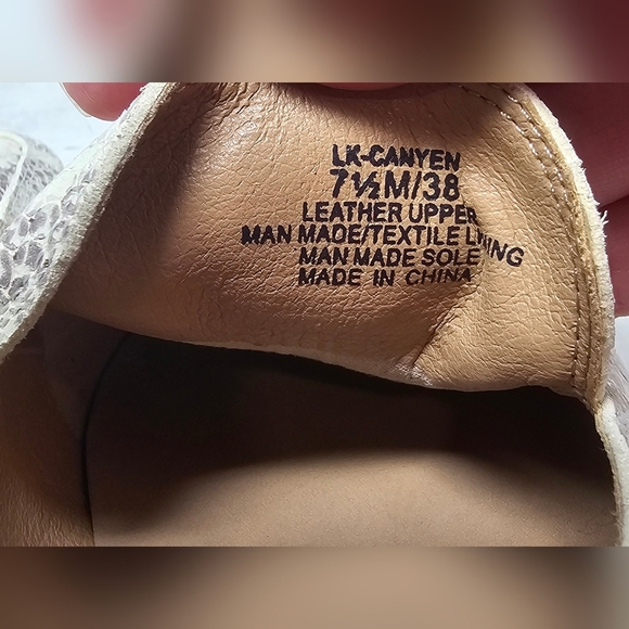 Lucky Brand Women's Canyen Leather Flat Loafer Shoes Slip On Size 7.5 Stucco - Picture 13 of 13